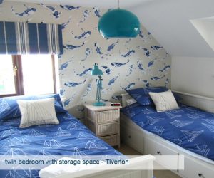 Twin bedroom with storage - Tiverton
